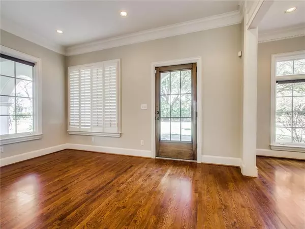 Dallas, TX 75209,4308 N Cresthaven Road