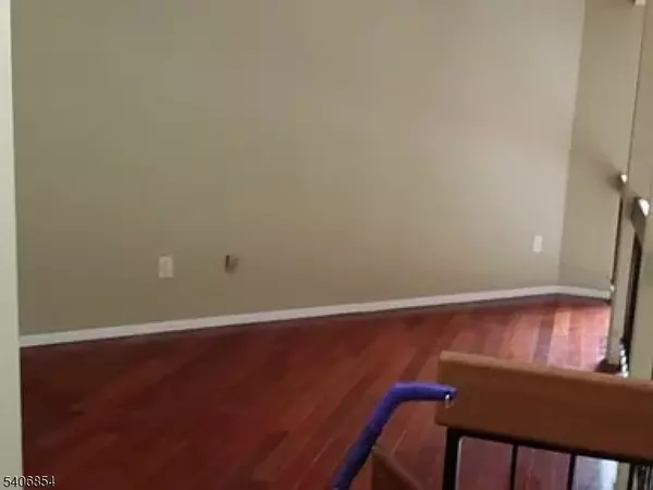 Hillsborough Twp., NJ 08844,124 Bluebird Dr