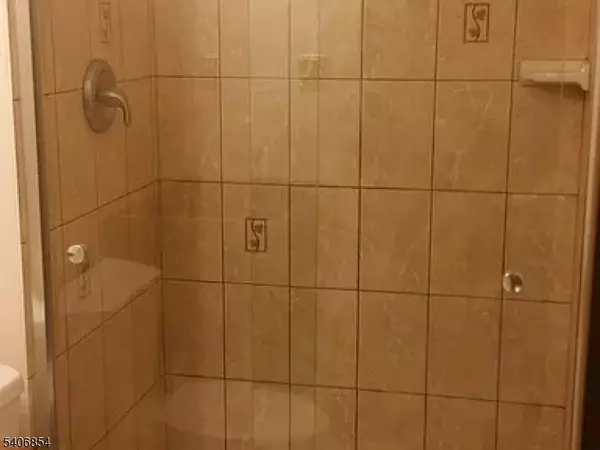 Hillsborough Twp., NJ 08844,124 Bluebird Dr