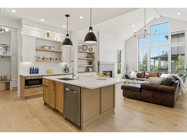 Portland, OR 97225,9364 SW MORRISON ST