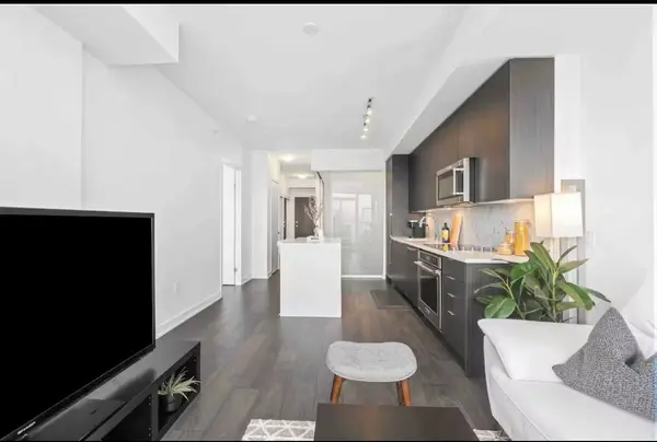 Toronto C01, ON M5V 0S2,38 Iannuzzi ST #1905