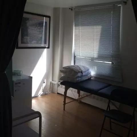 Toronto C06, ON M3H 1T3,365A Wilson AVE ##213