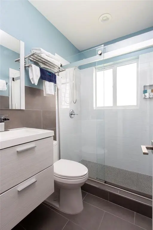 3217 NE 9th St #5, Pompano Beach, FL 33062