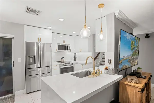 Pembroke Pines, FL 33029,18241 NW 8th St