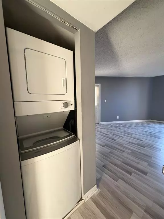 Tamarac, FL 33321,6301 N University Dr #208