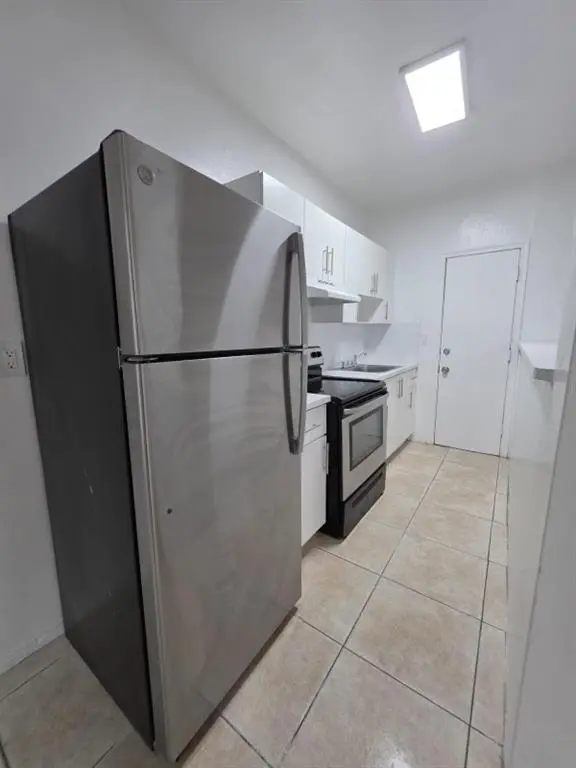 Miami Beach, FL 33141,7700 Abbott Ave #6