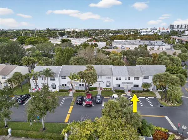 Pompano Beach, FL 33060,127 SW 3rd St #127