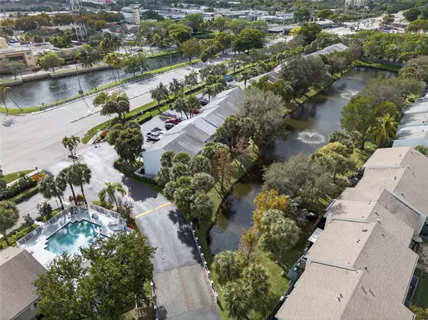 Pompano Beach, FL 33060,127 SW 3rd St #127