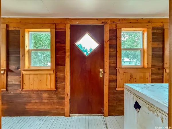 224 Front STREET, Eastend, SK S0N 0T0