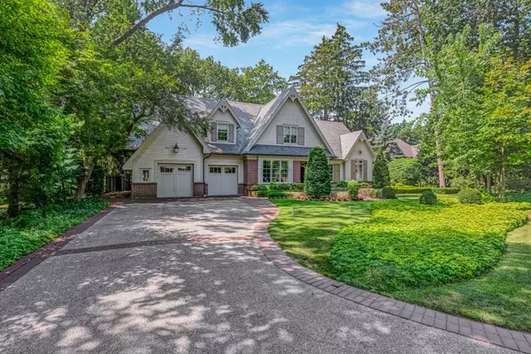 Mississauga, ON L5G 2M4,190 Donnelly DR