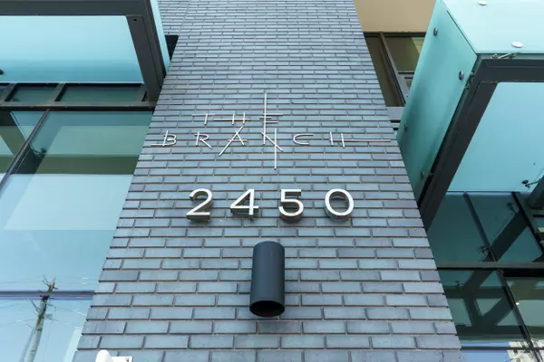 Oakville, ON L6M 4J2,2450 Old Bronte RD #614