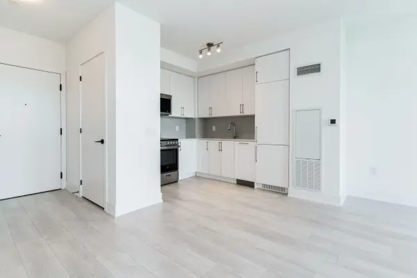 Oakville, ON L6M 4J2,2450 Old Bronte RD #614