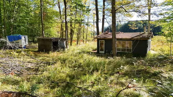 Muskoka Lakes, ON P0C 1M0,1014 West Black Lake RD