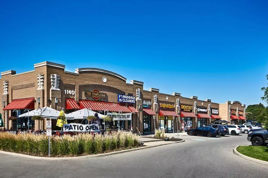 Oakville, ON L6J 0A3,1140 Winston Churchill BLVD #A4