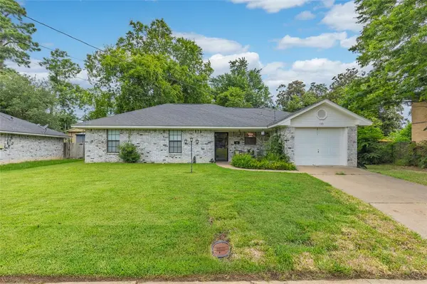 133 Kyle Street, Sulphur Springs, TX 75482