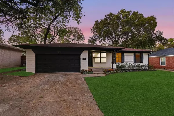 Dallas, TX 75214,6611 Highgate Lane