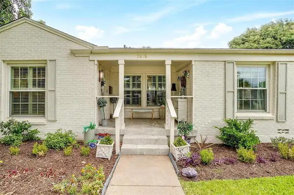 Fort Worth, TX 76109,3616 Hilltop Road