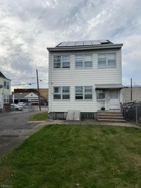 Paterson City, NJ 07524,297 E 18Th St