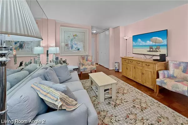 Brooklyn, NY 11230,1170 Ocean Pkwy #6A