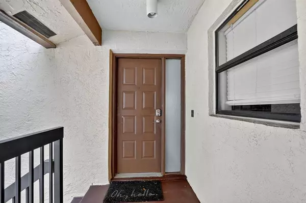 Coconut Creek, FL 33063,3751 Cocoplum Cir #3564