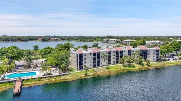 Oakland Park, FL 33309,116 Lake Emerald Dr #401