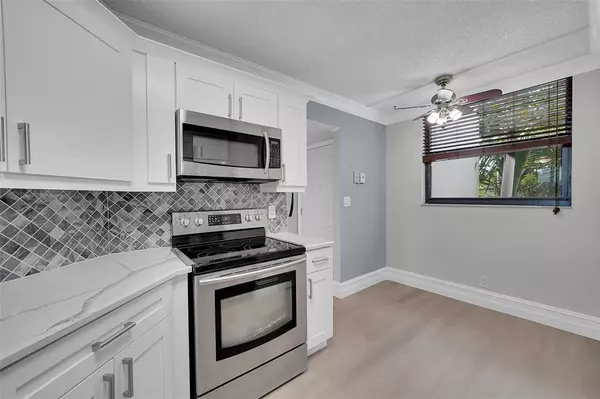 Oakland Park, FL 33309,116 Lake Emerald Dr #401