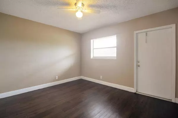 Oakland Park, FL 33334,4061 N Dixie Hwy #29