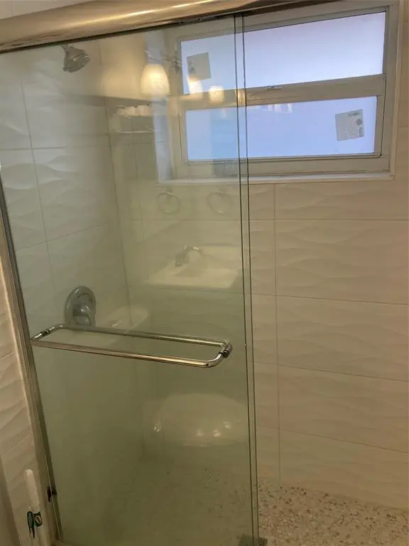 Fort Lauderdale, FL 33304,1175 NE 6th Ave #2