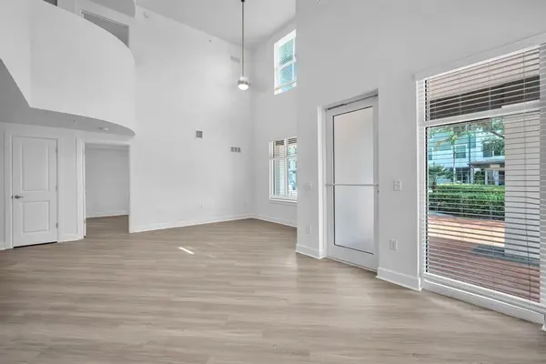 Jupiter, FL 33458,4515 Main St #1054