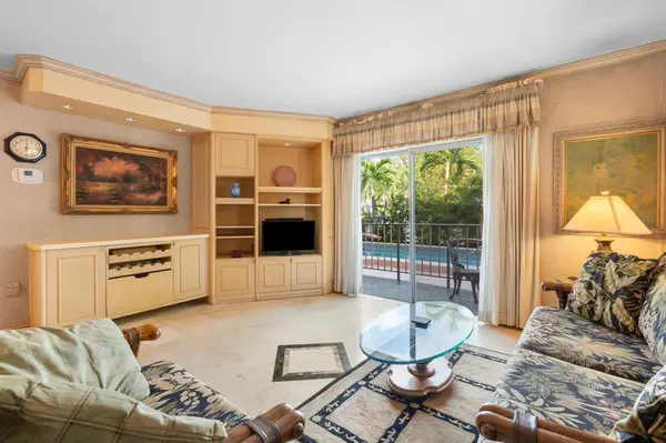 Hollywood, FL 33020,1840 Dewey St #101