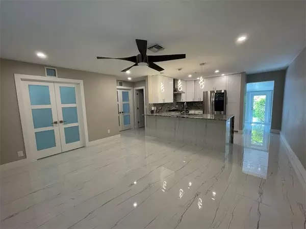 Lighthouse Point, FL 33064,2728 NE 27th Ave