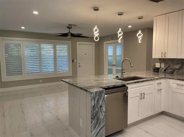 Lighthouse Point, FL 33064,2728 NE 27th Ave