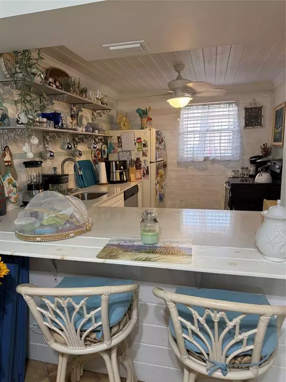 Margate, FL 33063,3241 Holiday Springs Blvd #108