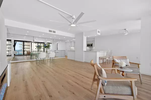 Riviera Beach, FL 33404,4200 N Ocean Drive #1-1106