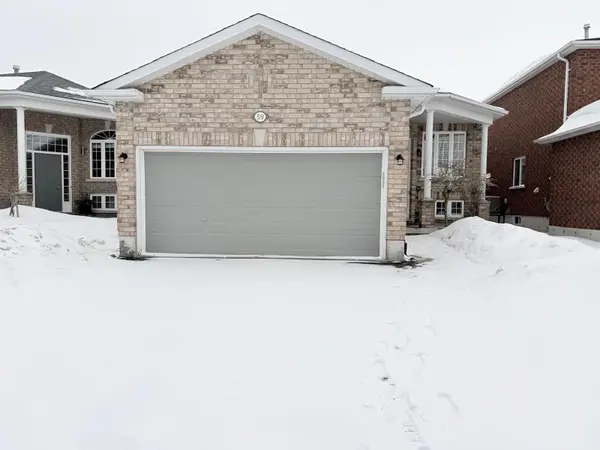 Barrie, ON L4N 0W8,59 Jagges DR #Upper
