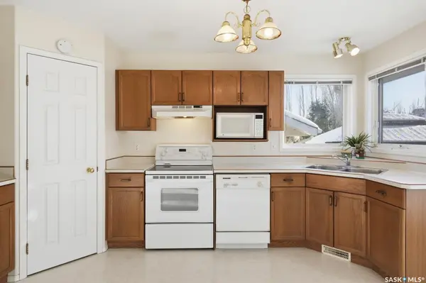 Saskatoon, SK S7N 4M5,306 Budz CRESCENT