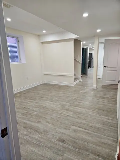 Brampton, ON L6X 5P1,49 Dawes RD E