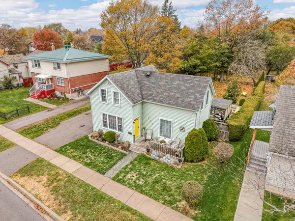 316 Tweed ST, Cobourg, ON K9A 2R9