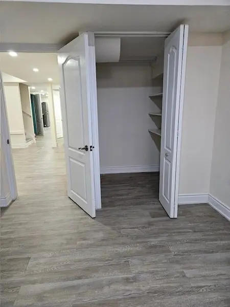 49 Dawes RD E, Brampton, ON L6X 5P1