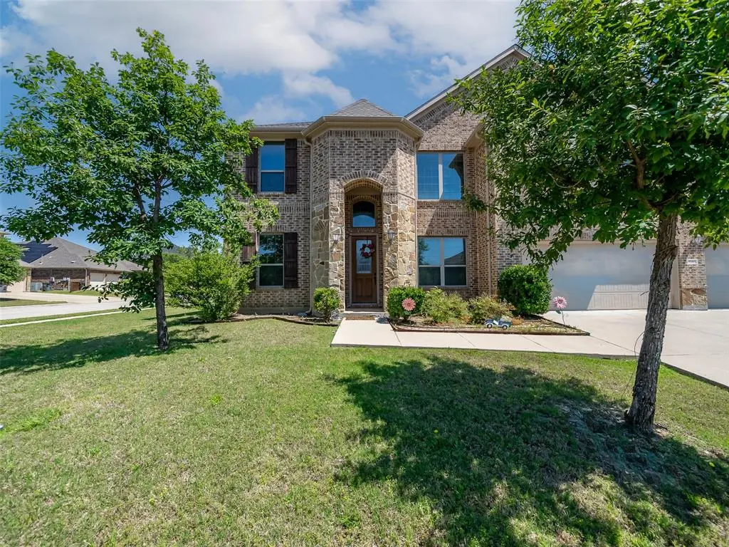 5207 Seth Avenue, Sachse, TX 75048
