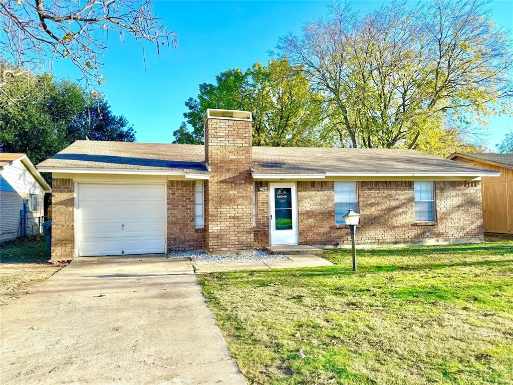 Denton, TX 76209,504 Campbell Lane