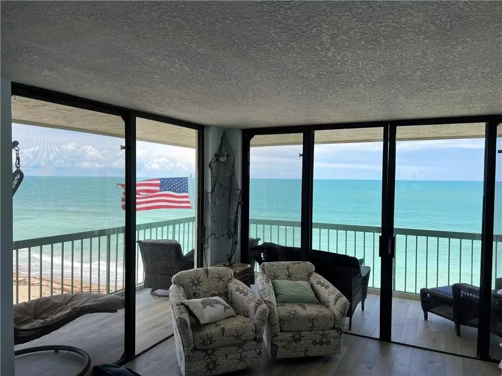 Jensen Beach, FL 34957,9900 S Ocean Drive #901