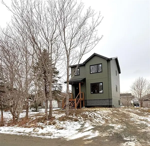 12 Reginalds Place, Conception Bay South, NL A1X7E1