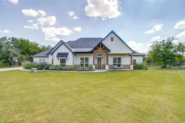 Weatherford, TX 76087,304 Red Roan Road