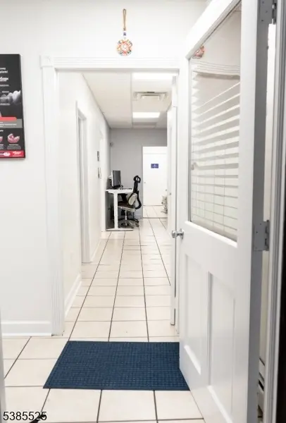 Elizabeth City, NJ 07206,643 Elizabeth Ave