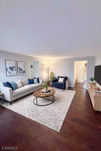 Roselle Boro, NJ 07203,37 A Carolyn Terrace