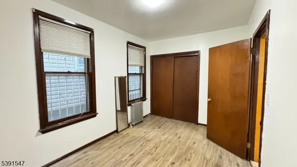 Elizabeth City, NJ 07206,324 Court St