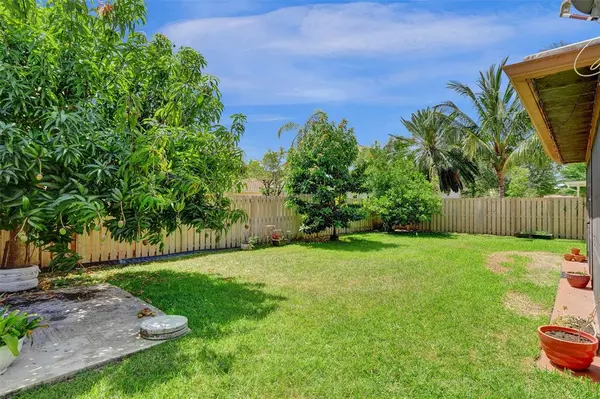 Cooper City, FL 33026,2565 KERRY DR