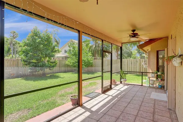 Cooper City, FL 33026,2565 KERRY DR