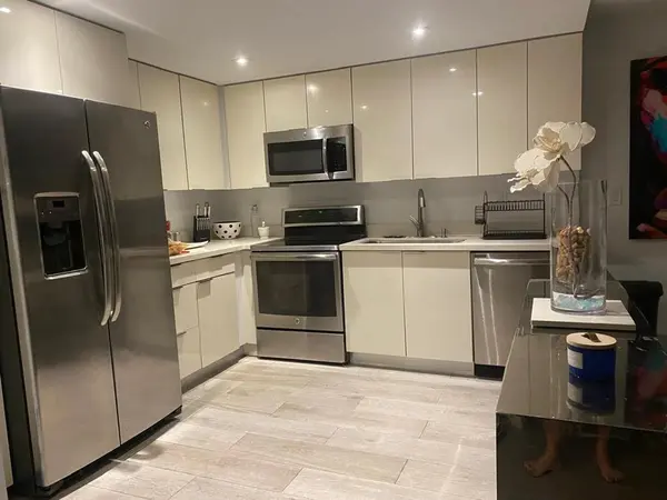 Aventura, FL 33160,2780 NE 183rd St #1515